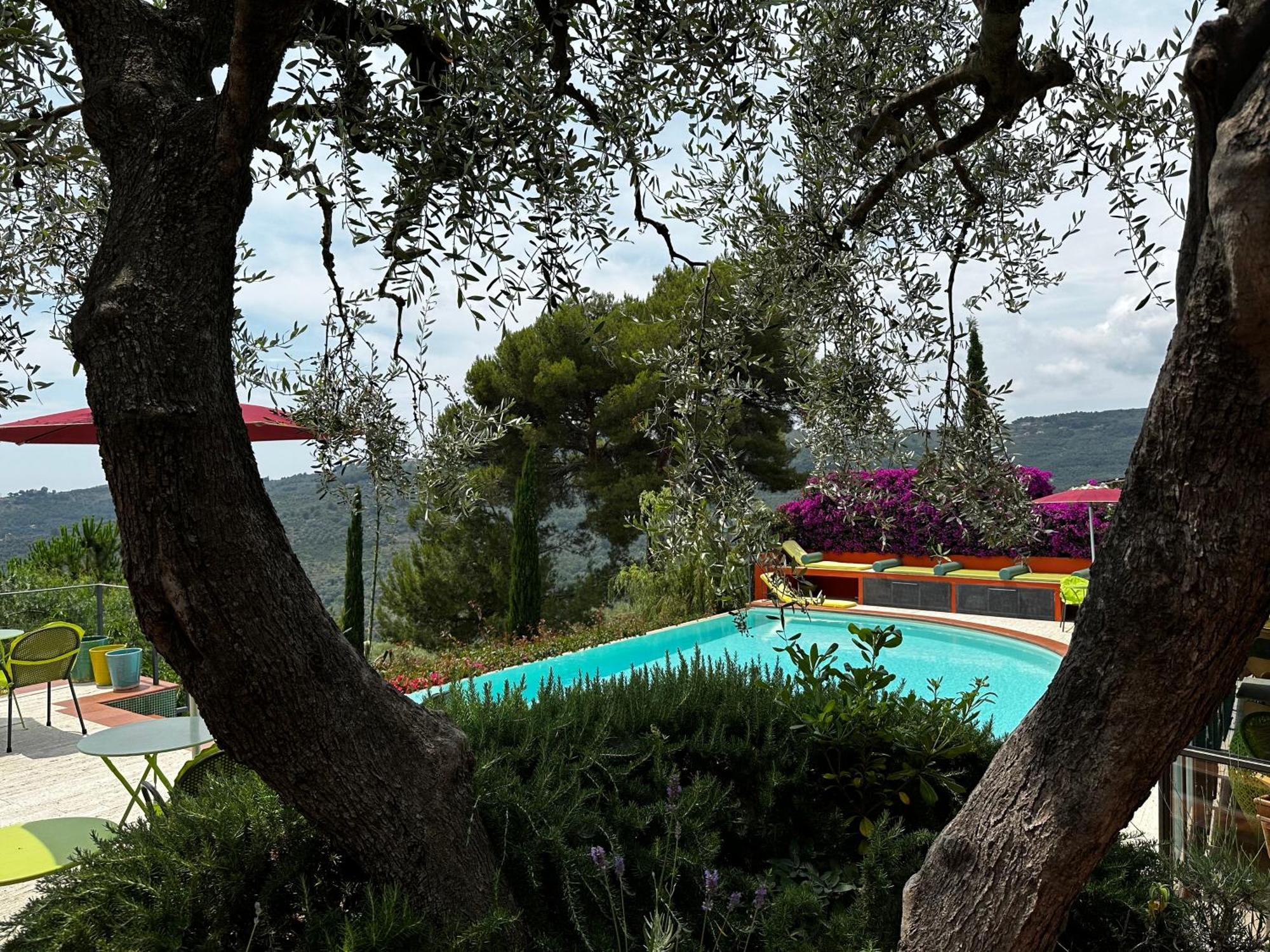 Relais San Damian Aparthotel อิมเปรีอา ภายนอก รูปภาพ